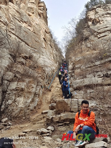 徒步藏龍澗 徒步藏龍澗