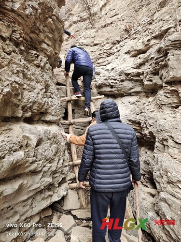 徒步藏龍澗 徒步藏龍澗