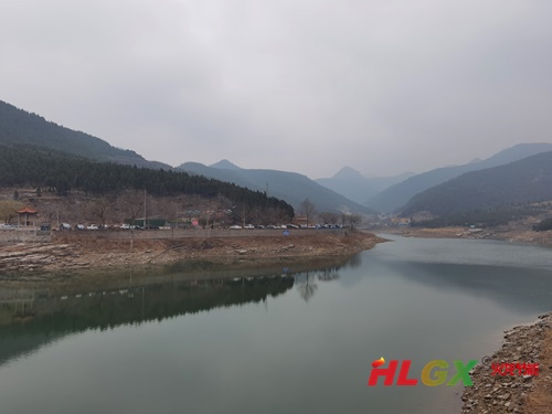 徒步藏龍澗 徒步藏龍澗